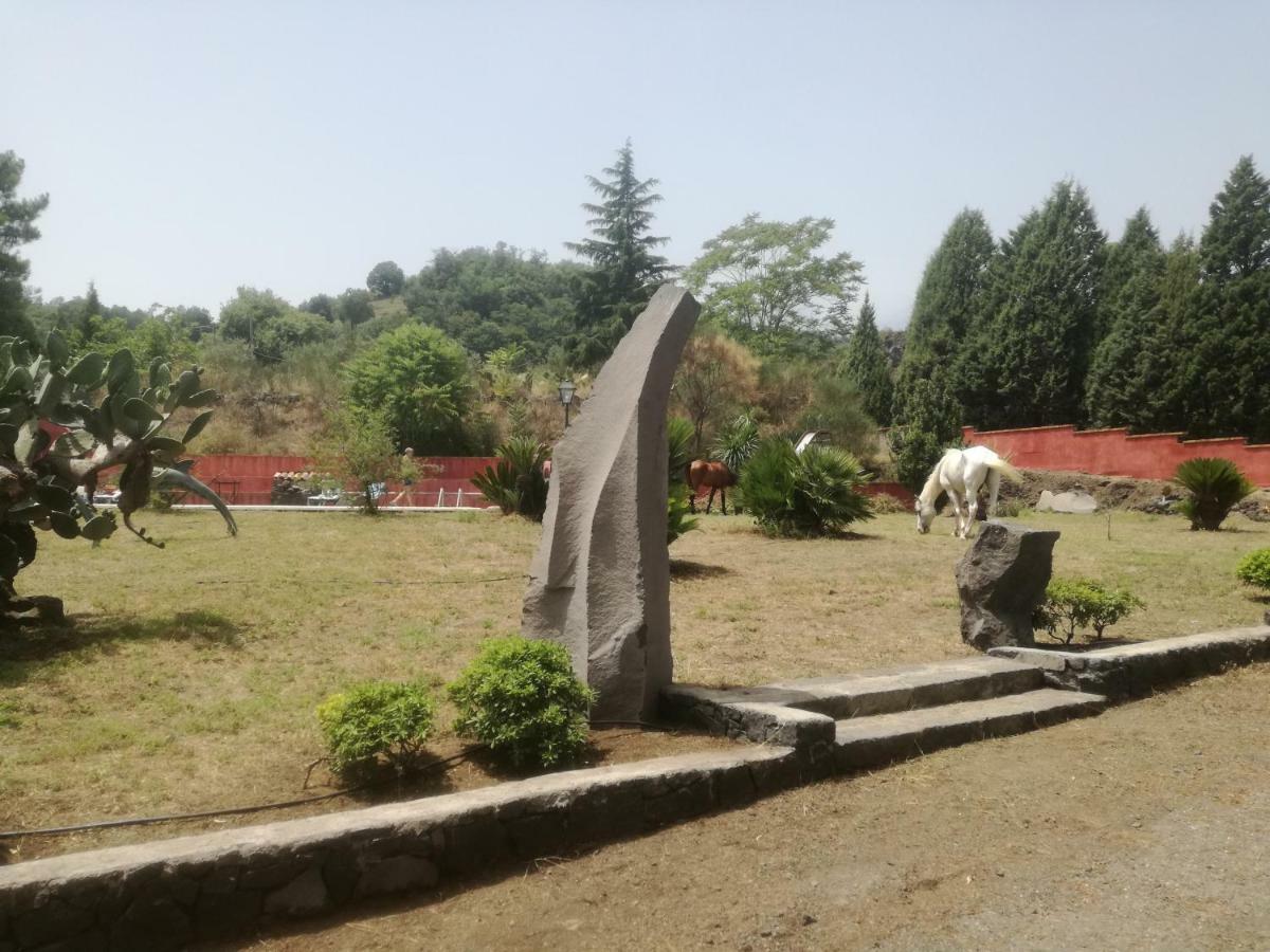 Villa Alessio - Case Vacanza Con Piscina Sull'Etna Puntalazzo Dış mekan fotoğraf
